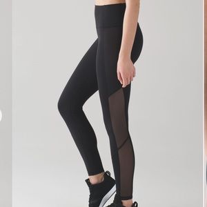 Lululemon Body Con Tight 28”